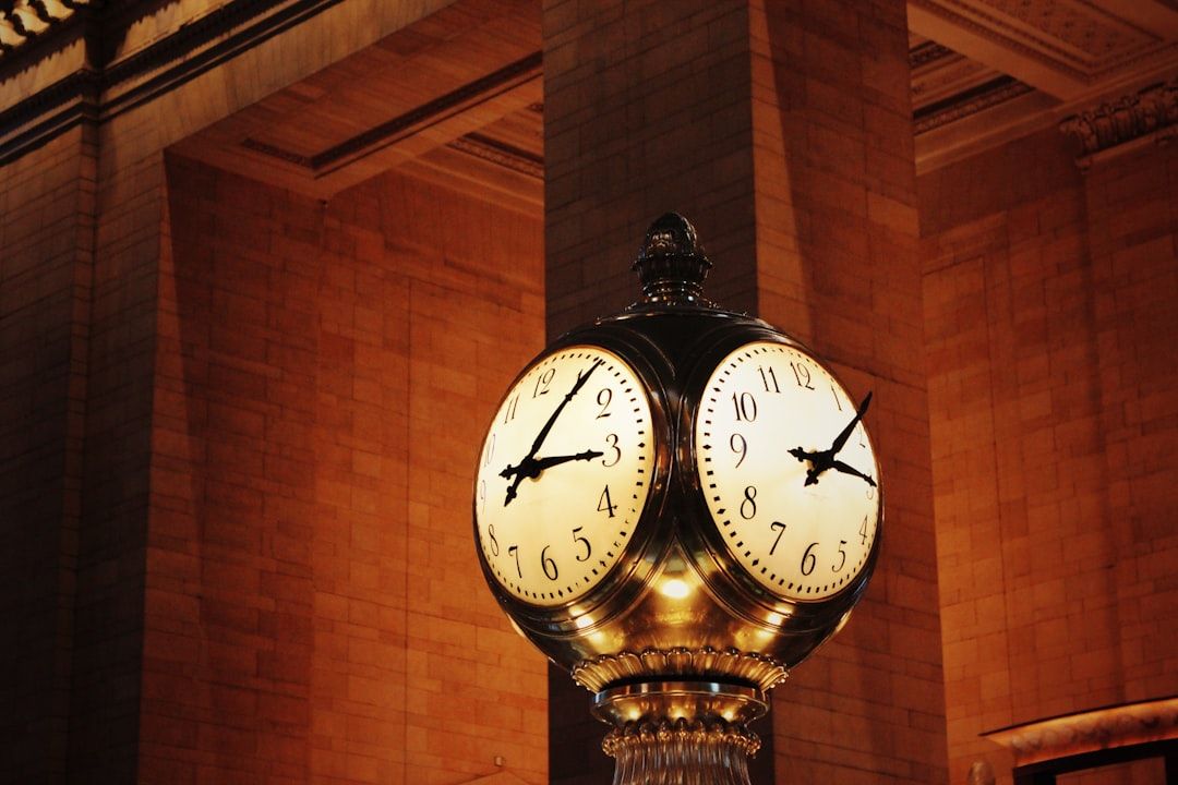 Mastering Time Management: The Role of Alarm Clocks in Daily Routines